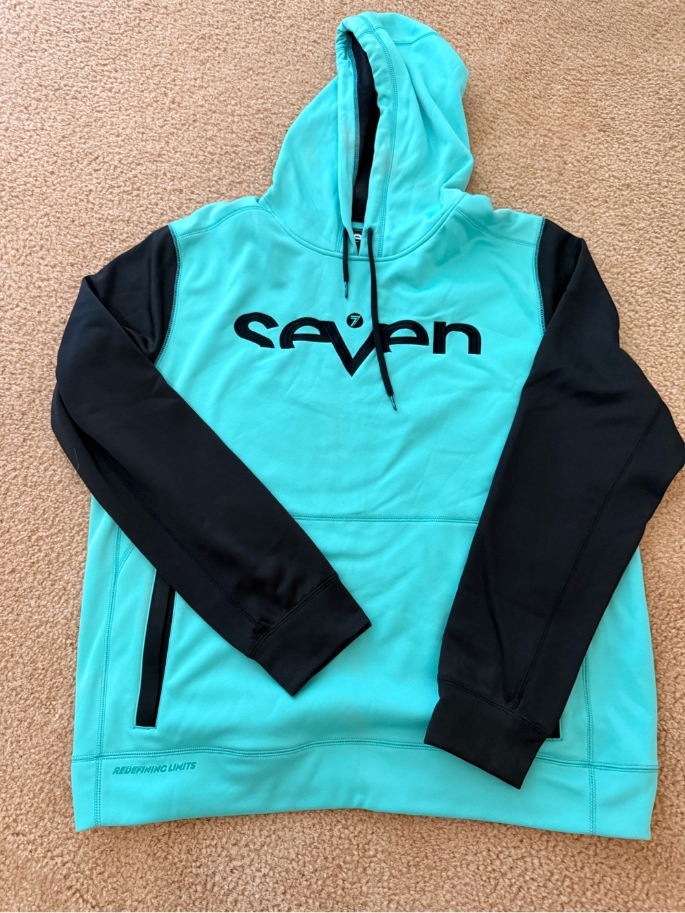 Seven7 Men’s Aqua & Black Hooded Swim Pullover